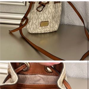mk purse